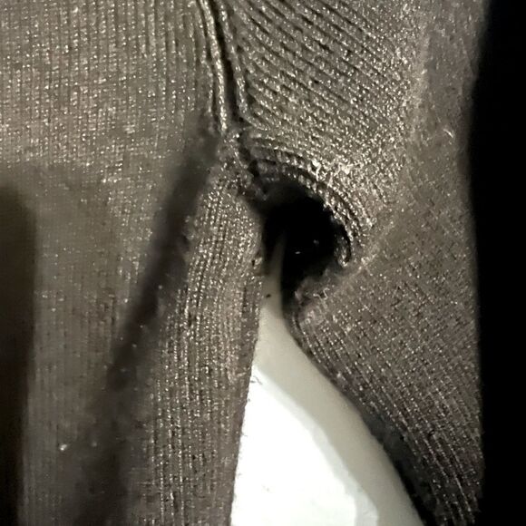 White House Black Market Ribbed Black V-neck Sweater Pullover Sz S - Picture 14 of 14